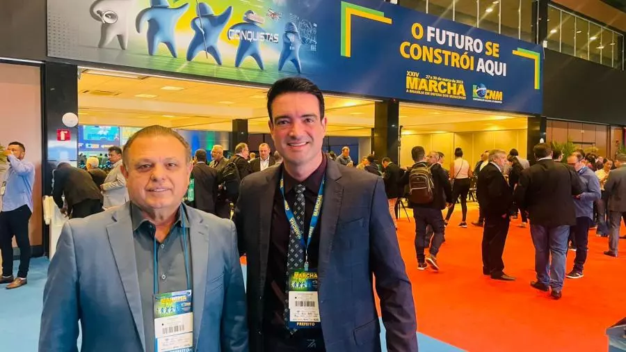 Prefeito e vice-prefeito de Primavera do Leste participam da XXIV Marcha a Brasília em Defesa dos Municípios